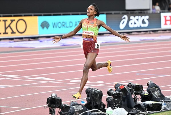 港股T+0配资 东京田径世锦赛丨肯尼亚名将基普页真成就世锦赛三连冠
