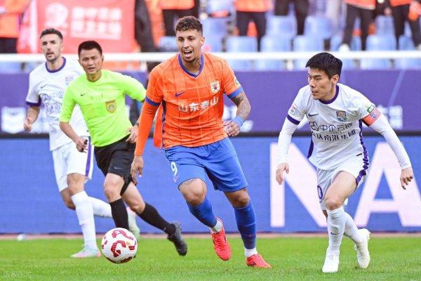 和业众 山东泰山2-1天津津门虎，卡扎破门+失点，陈哲宣遭驱逐，泽卡建功